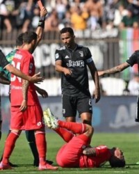 梁熙明问诊尤文图斯①：敢不敢开除迪马利亚？