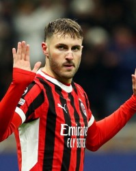 必赢登录入口-罗马诺：多夫比克和吉梅内斯可能互换东家，后者愿意加盟罗马